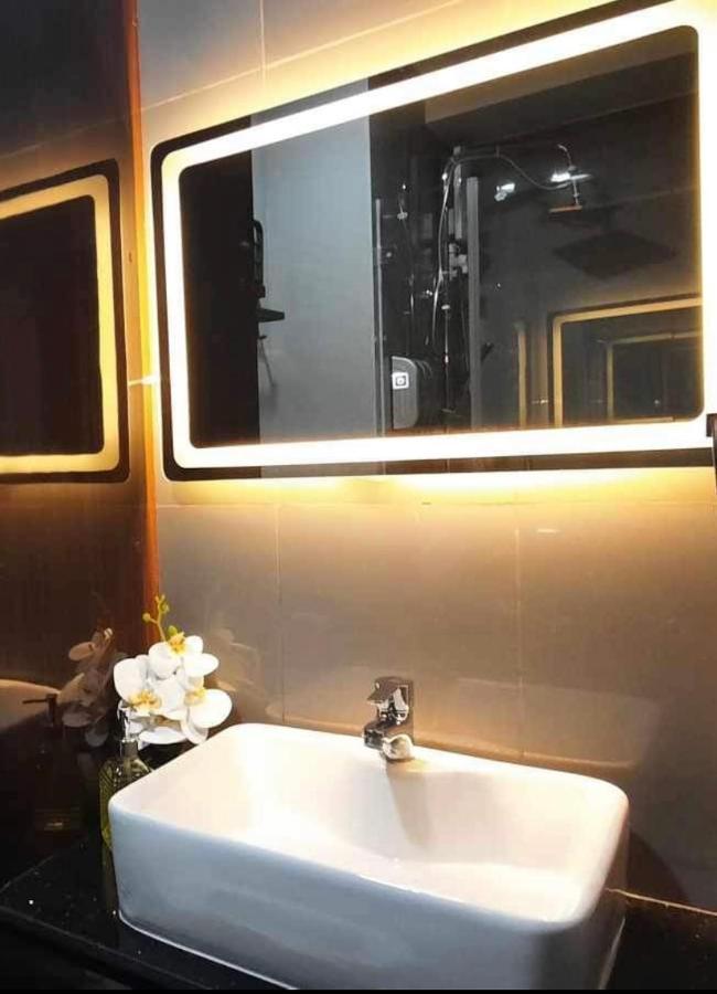 Air Luxury Makati Cbd With Balcony Διαμέρισμα Μανίλα Εξωτερικό φωτογραφία