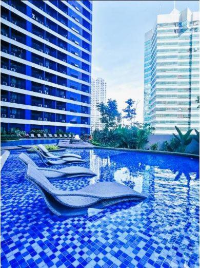 Air Luxury Makati Cbd With Balcony Διαμέρισμα Μανίλα Εξωτερικό φωτογραφία